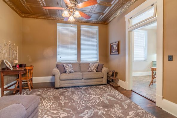 71 N Side Sq, Cooper, TX 75432